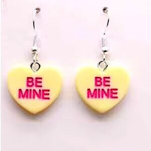 NWT - Sweethearts “Be Mine” yellow heart candy valentines dangle earrings set